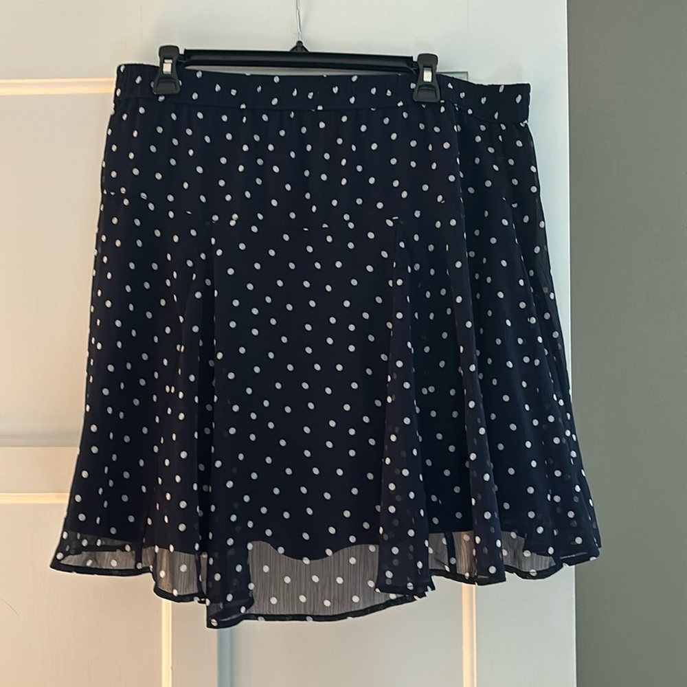 Large maternity navy polka dot skirt